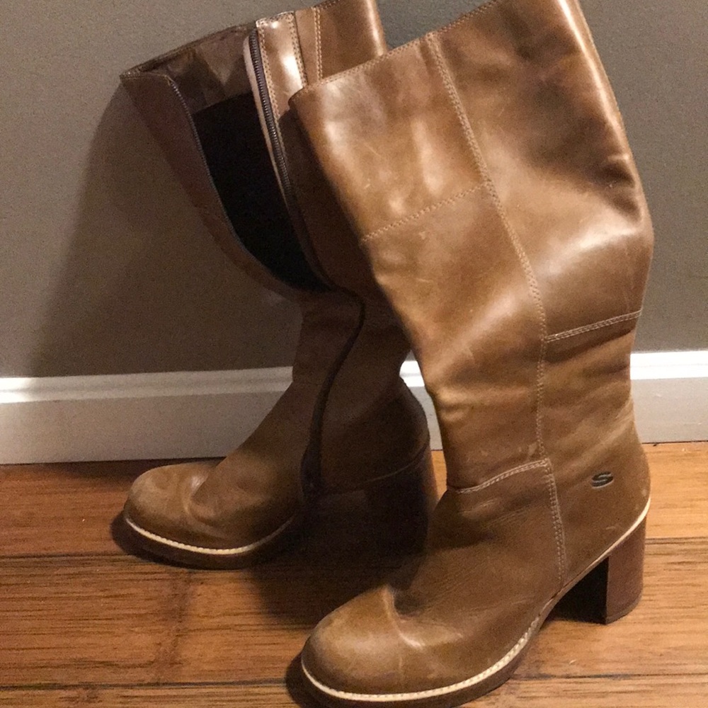 Leather boots made in Brazil